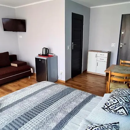 Moris Goscinne Проживание в семье Леба