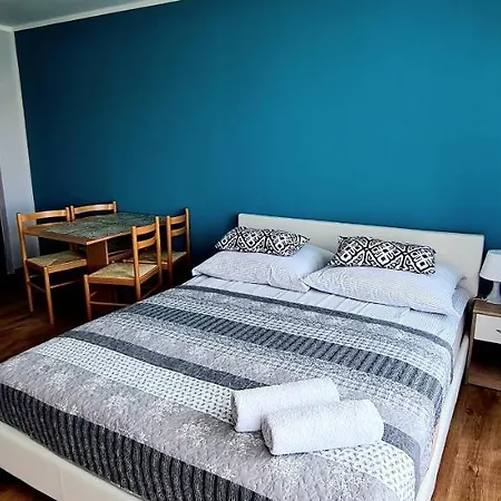 Kwatera prywatna Moris Gościnne *