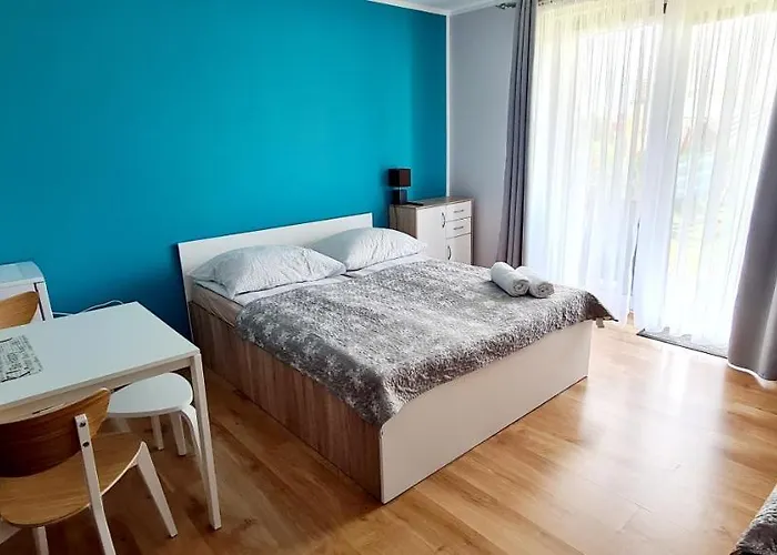 Moris Goscinne 莱鲍